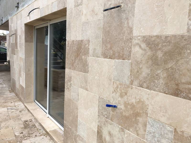 Réfection d'une façade en pierre naturelle pour villa à Vence